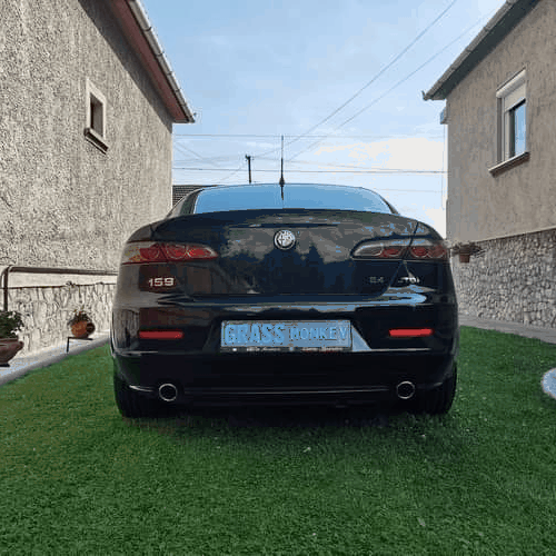 egyedi rendszámtábla